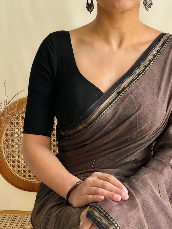 Narayanpet Mercerised Cotton Saree x Thin Border : Dark Peach x Wine