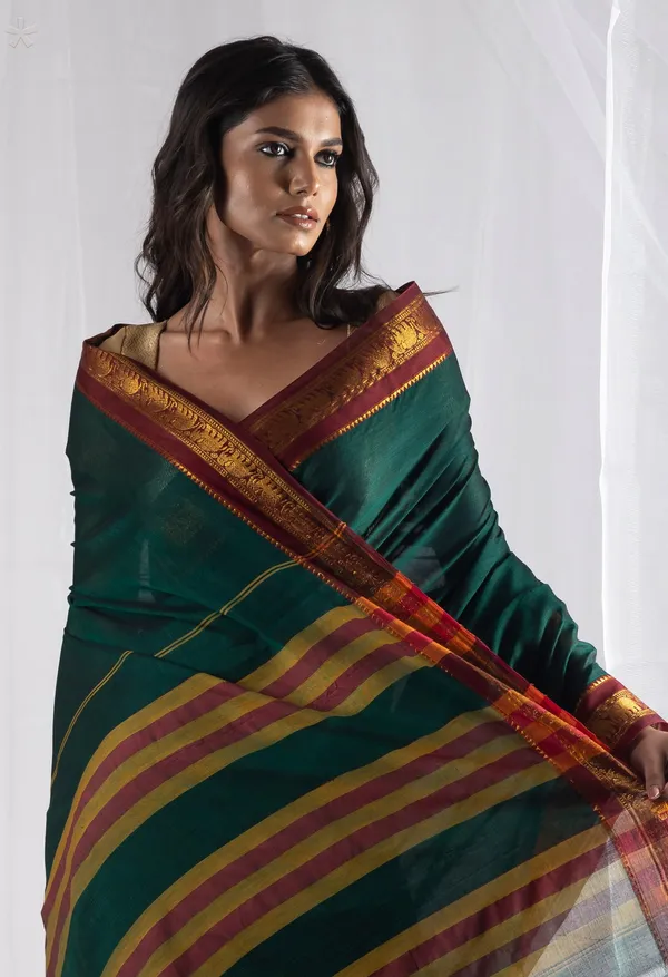 Bottle_Green_Elephant_Border_Narayanapet_Mercerised_Cotton_saree_with_running_Blouse_piece_(Same_As_saree)