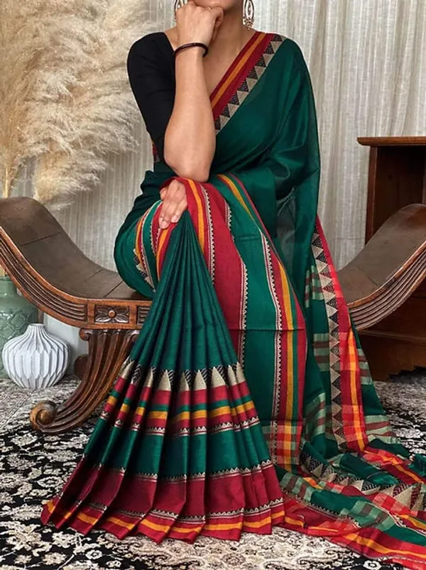 Bottle_Green_Rangoli_Border_Narayanpet_Pure_Handloom_Cotton_Sarees_with_Running_blouse_piece