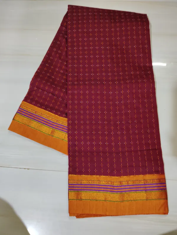 Maroon_Cottonsilk_Ilkal_starplus_pattern_saree_with_running_blouse_piece