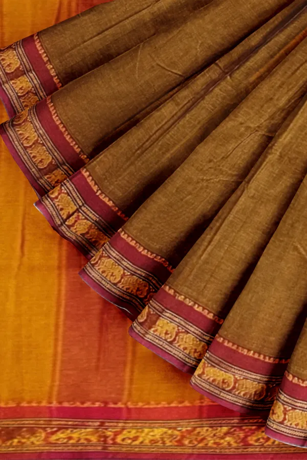 Khaki_Single_Elephant_Jari_Border_Narayanpet_Pure_Handloom_Cotton_Saree_with_Running_blouse_piece