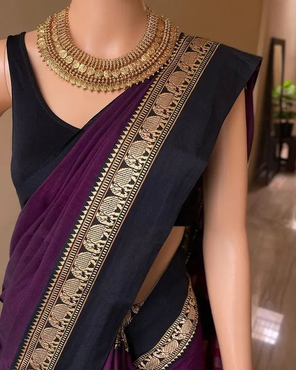 Magenta_Narayanapet_Pure_Cotton_saree_with_running_blouse_piece_(same_as_saree)