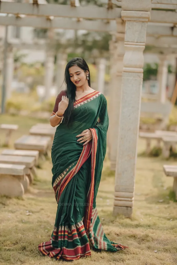 New_Bottle_green_Rangoli_Narayanapet_Pure_Mercerised_Cotton_Saree_with_Running_blouse_piece_(same_as_saree)