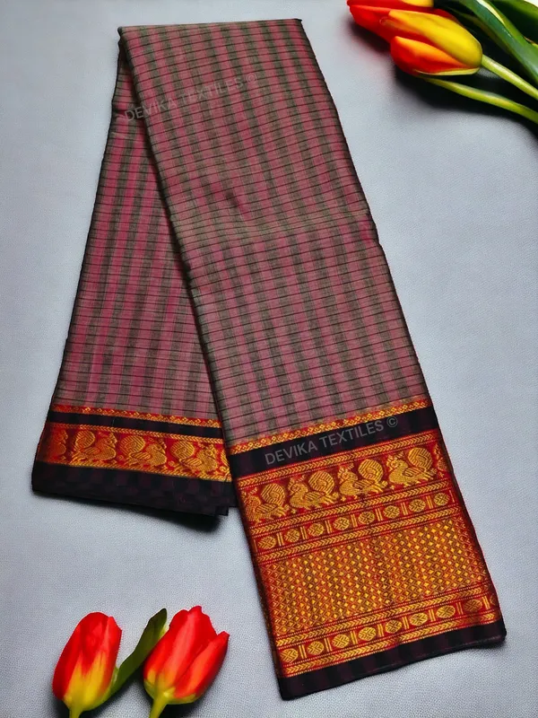 Peacock_Checks_Narayan_peth_Pure_Handloom_Cotton_Saree_with_running_blouse_piece_(Same_As_saree)