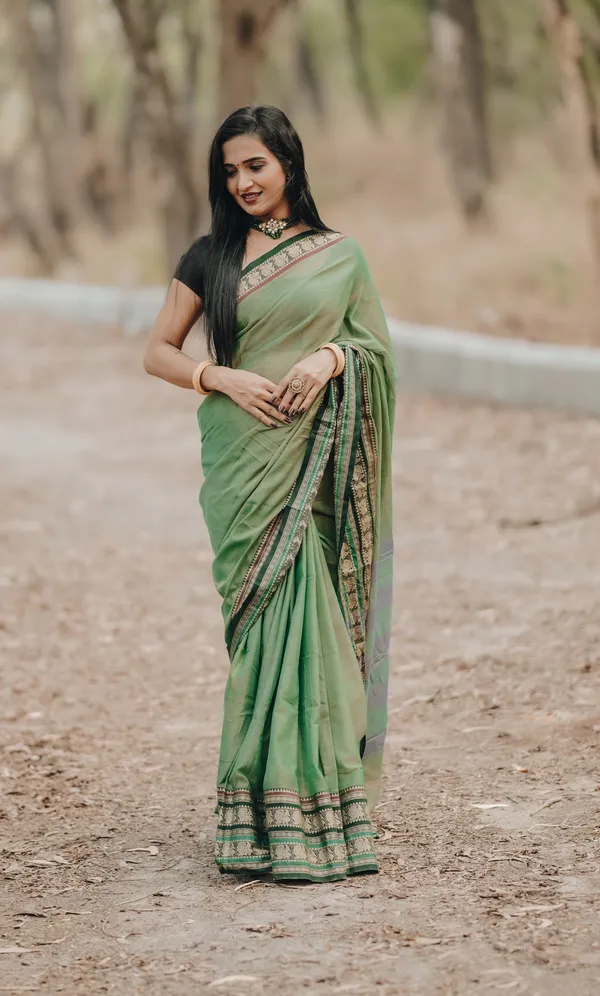 Pista_Shravvya_Narayanpeth_Pure_Mercerised_Cotton_Saree_With_Running_Blouse_PIece_(Same_As_Saree)