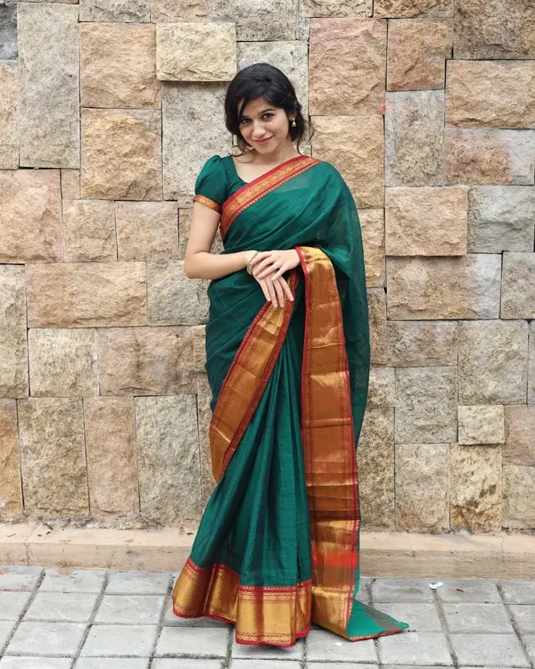 Tanushri_Bottle_Green_Narayanpet_Pure_Handloom_Cotton_Saree_with_Running_blouse_piece