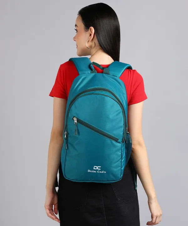 Green_LightWeight_Trekking_Hiking_Student_Tution_Bag_for_Boys_Girls_15_L_Backpack_(Green)