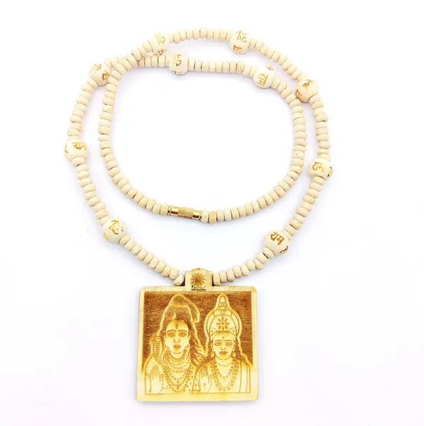 Wooden_Carving_Shiv_ji_parvati_ji_Handmade_Locket/pendant_with_wood_Kanthi_Mala