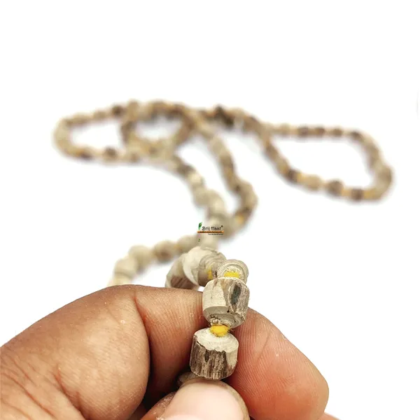 Tulsi_jaap_japa_mala_108+1_Beads_With_Cotton_Gaumukhi_bag_Jholi
