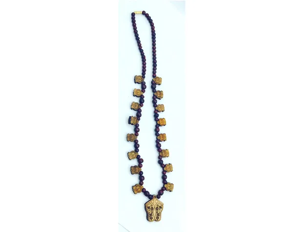 Wood_carving_Maha_mantra_Locket_with_Charan_Locket_Beads
