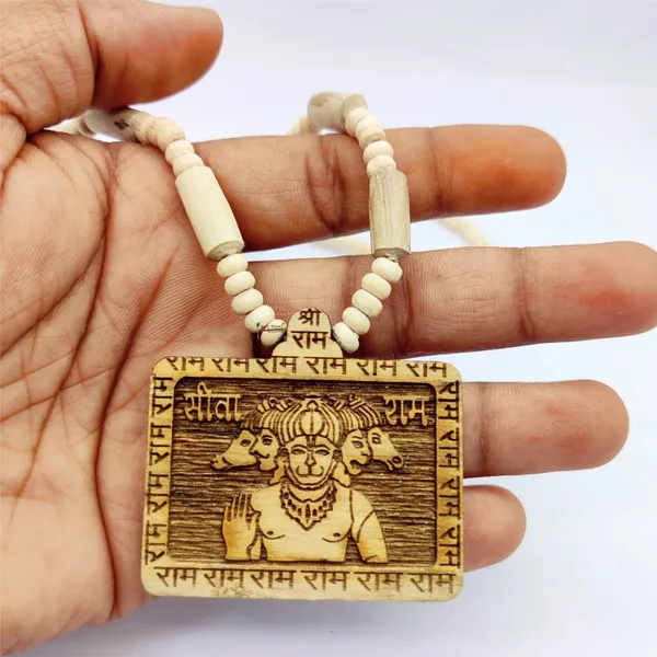Wooden_Carving_Panch_mukhi_Hanuman_ji_Pendant_with_Tulsi_Kanthi_Mala_(5F.H.T2)