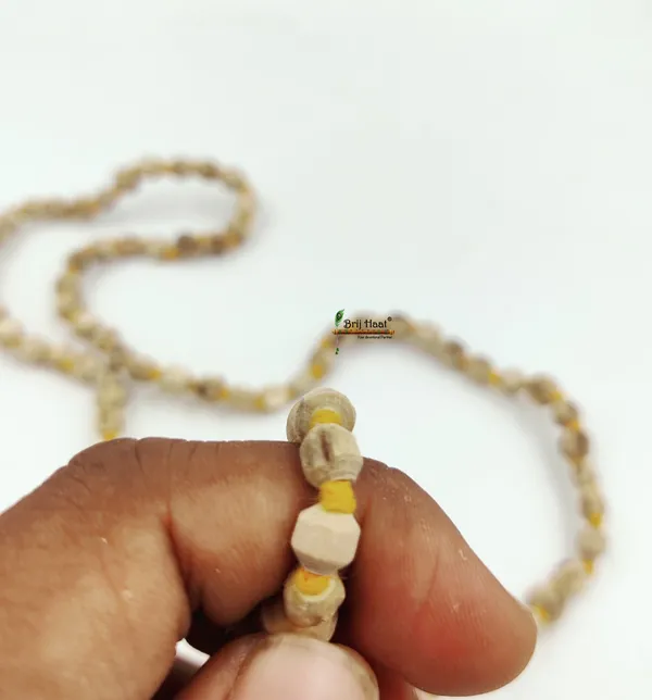 Tulsi_jaap_japa_mala_108+1_round_Beads_6mm_With_Cotton_Gaumukhi_bag_Jholi