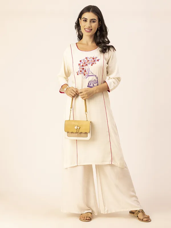 Off_White_Rayon_Women_Kurta,_Stylish_Embroidery_Work