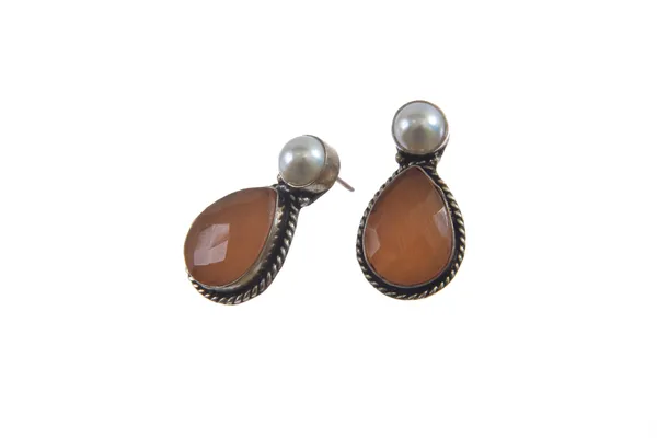 Oxidised_Studs_Earrings_with_stone_for_Women_-_01_Pair_-_Copper