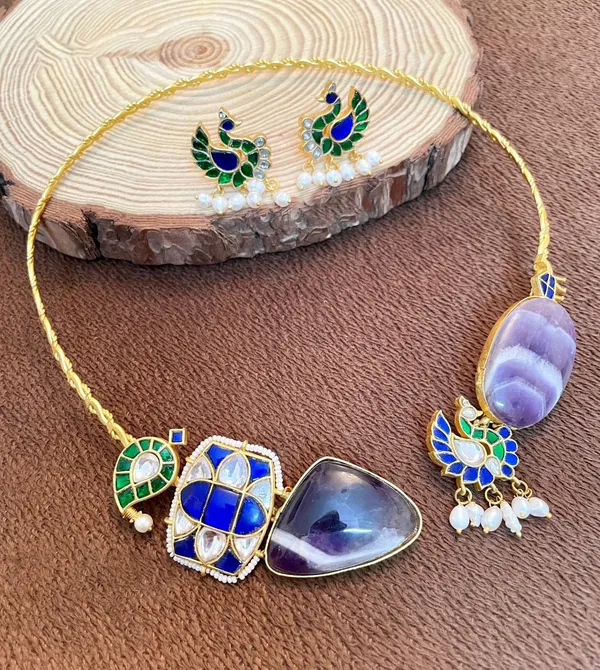 Gold_Plated_Necklace_with_Earrings_studded_with_Semi_Precious_Stones,_01_Set_-_Multi_Color