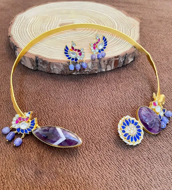 Gold_Plated_Necklace_with_Earrings_studded_with_Semi_Precious_Stones,_01_Set_-_Multi_Color