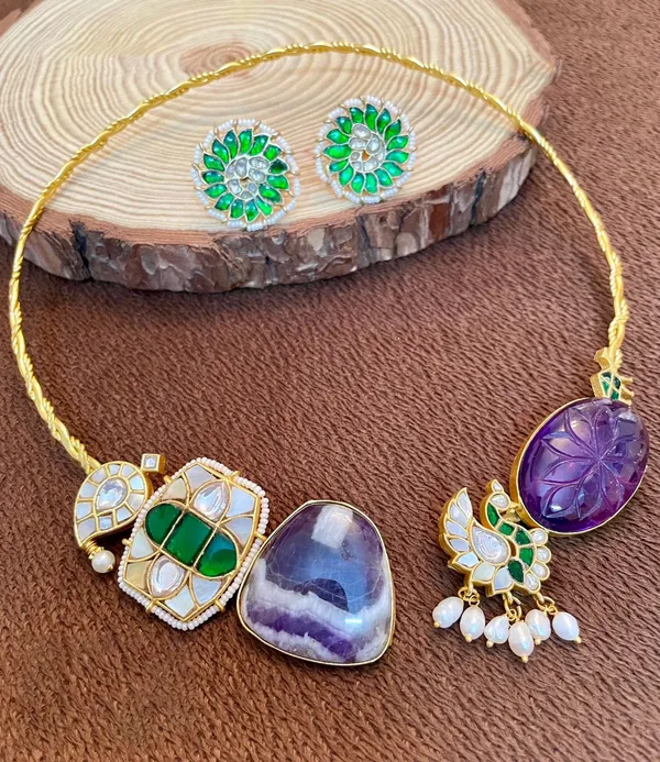 Gold_Plated_Necklace_with_Earrings_studded_with_Semi_Precious_Stones,_01_Set_-_Multi_Color