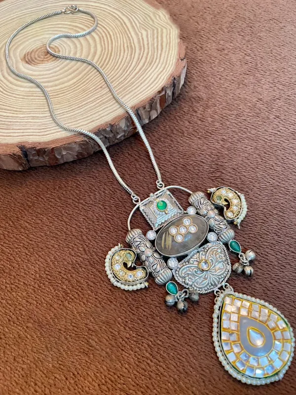 Handmade_Pendant_with_Semi_Precious_Stones_for_Women_-01_Piece_-_Multi_Color