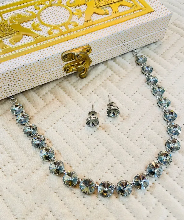 Silver_Plated_Rhinestone_Necklace_with_Earrings_-01_Set_-_Natural