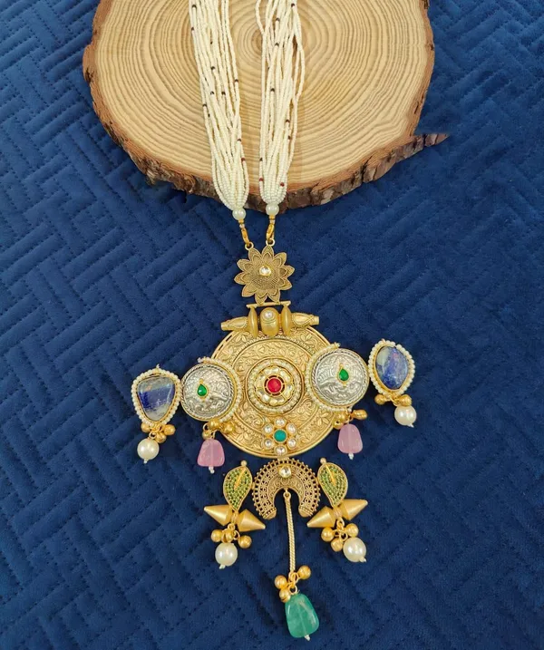 Necklace_studded_with_Semi_Precious_Stones_for_Women_-01_Set_-_Multi_Color