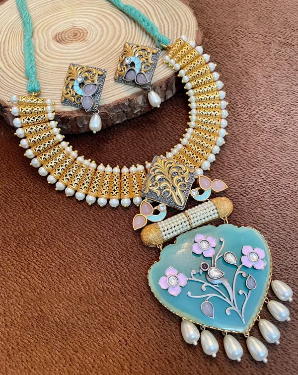 Necklace_with_Earrings_studded_with_Semi_Precious_Stones_for_Women_-01_Set_-_Sea_Green