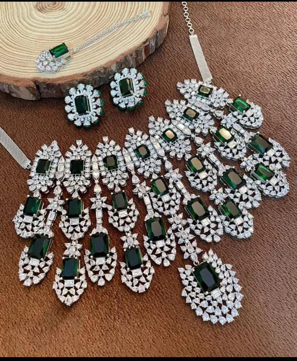 Zircon_Necklace_with_Earrings_studded_with_Semi_Precious_Stones_for_Women_-01_Set_-_Emerald_Green