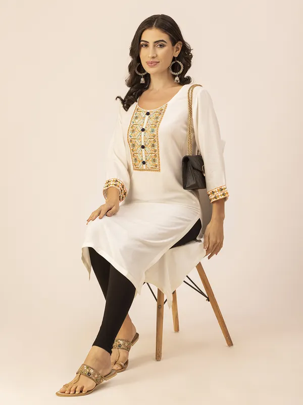 Off_White_Rayon_Women_Kurta,_Colourful_Embroidery_Work