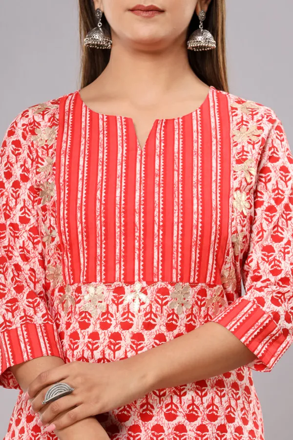 Floral_Print_Straight_Cotton_Ethnic_Wear_Kurta,_Palazzo_Set_for_women
