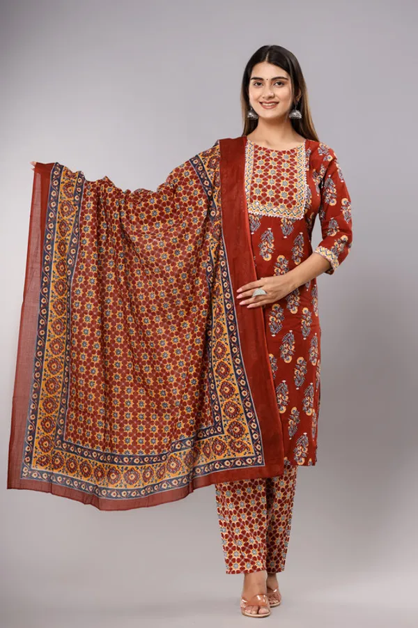 Floral_Print_Straight_Cotton_Ethnic_Wear_Kurta,_Palazzo_Set_for_women