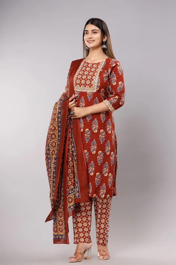 Floral_Print_Straight_Cotton_Ethnic_Wear_Kurta,_Palazzo_Set_for_women