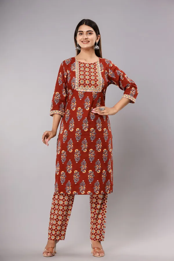 Floral_Print_Straight_Cotton_Ethnic_Wear_Kurta,_Palazzo_Set_for_women