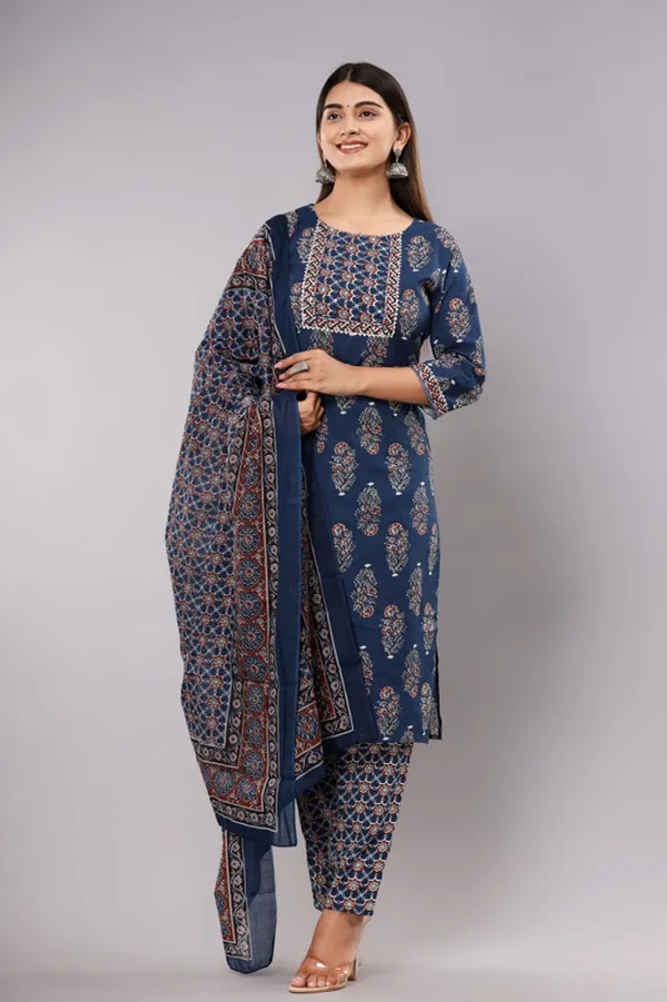 Floral_Print_Straight_Cotton_Ethnic_Wear_Kurta,_Palazzo_Set_for_women