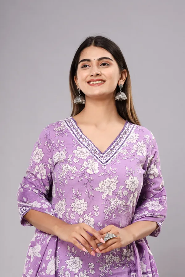 Floral_Print_Straight_Cotton_Ethnic_Wear_Kurta,_Palazzo_Set_for_women