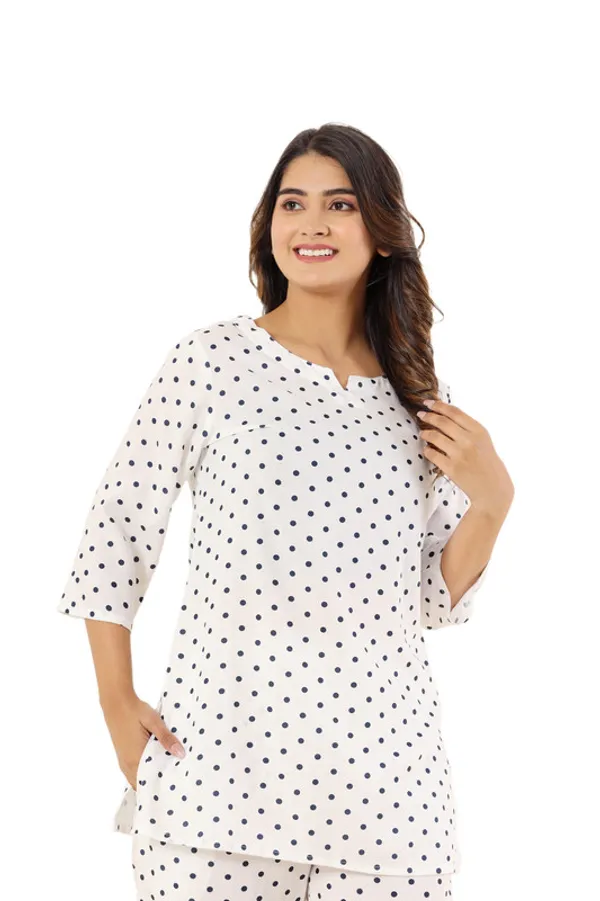 Krati_creations_heavy_rayon_doted_print_night_suit
