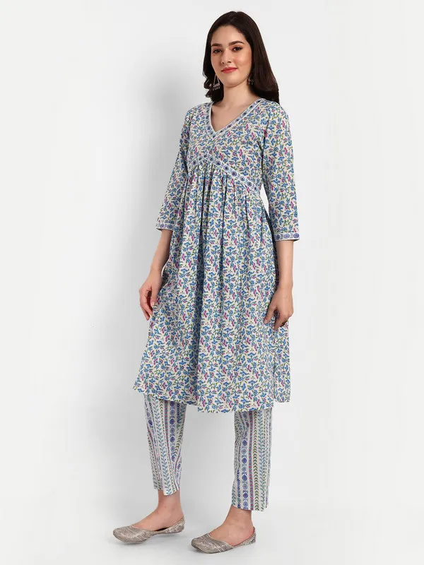 Floral_Print_Straight_Cotton_Ethnic_Wear_Kurta,_Palazzo_Set_for_women