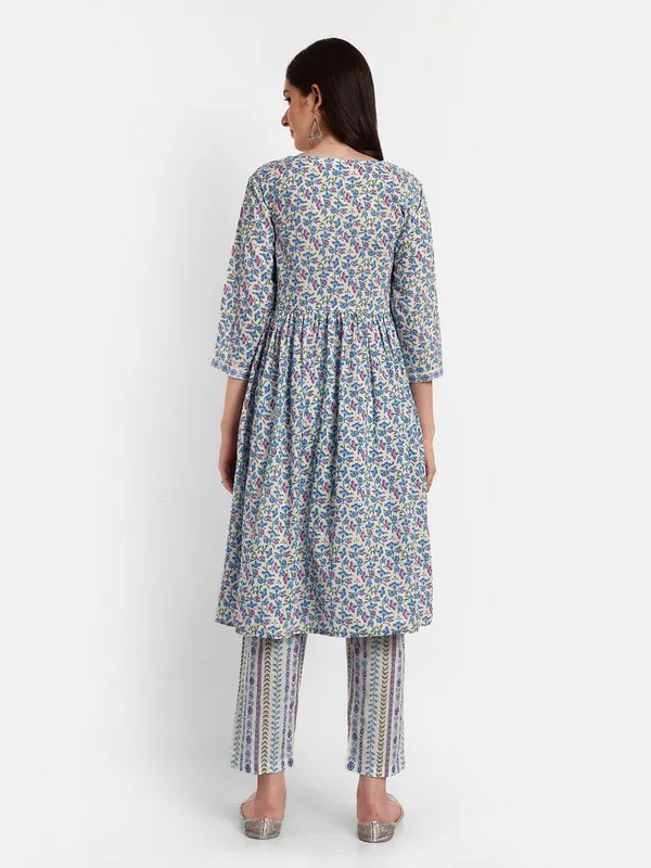 Floral_Print_Straight_Cotton_Ethnic_Wear_Kurta,_Palazzo_Set_for_women