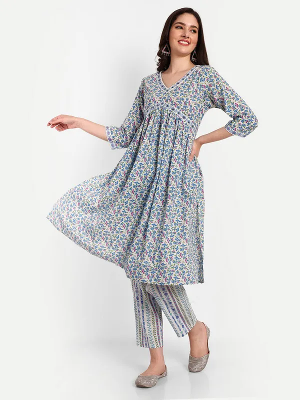 Floral_Print_Straight_Cotton_Ethnic_Wear_Kurta,_Palazzo_Set_for_women