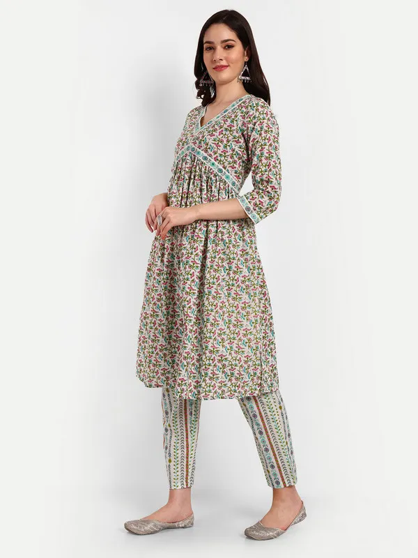 Floral_Print_Straight_Cotton_Ethnic_Wear_Kurta,_Palazzo_Set_for_women