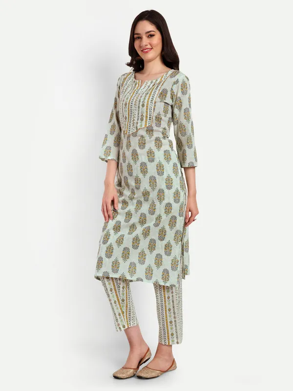 Floral_Print_Straight_Cotton_Ethnic_Wear_Kurta,_Palazzo_Set_for_women
