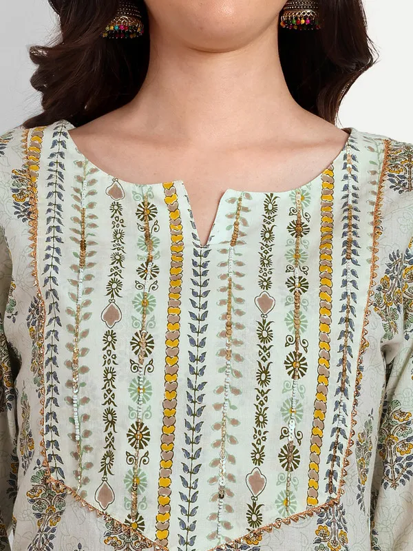 Floral_Print_Straight_Cotton_Ethnic_Wear_Kurta,_Palazzo_Set_for_women