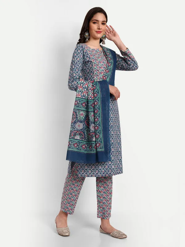 Floral_Print_Straight_Cotton_Ethnic_Wear_Kurta,_Palazzo_Set_for_women