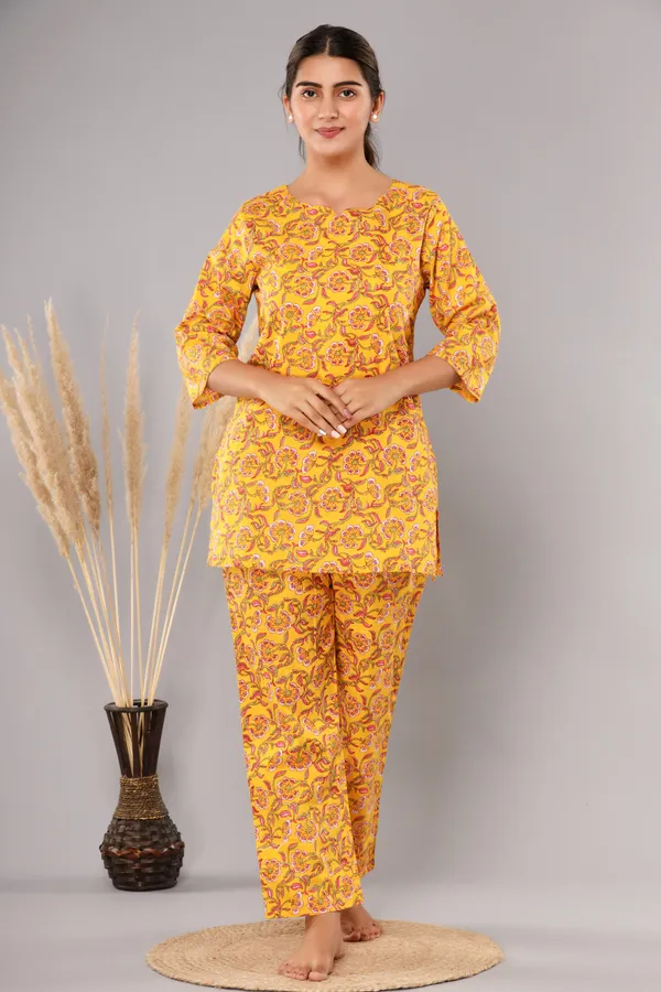 Yellow_Night_Suit_Set_|_Printed_Night_Suit_for_Women