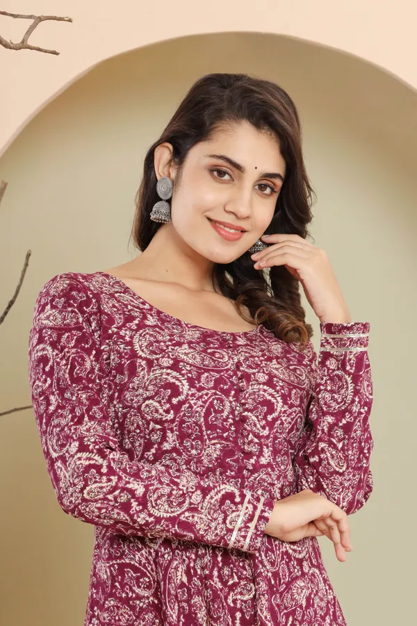 Reyon_Flower_Printed_Flair_Purple_Gown_with_pants_set
