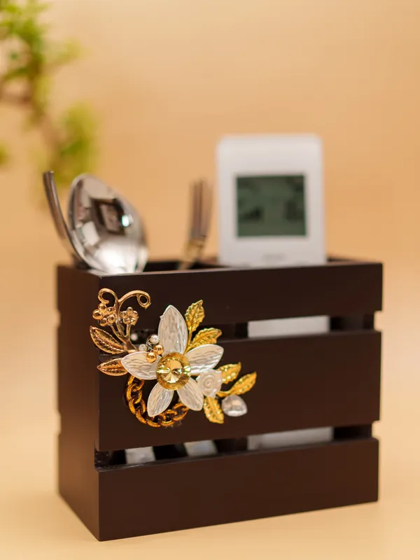 Royal_Blossom_-_Multipurpose_Stand