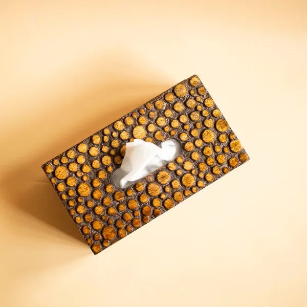 Dotted_Wooden_Tissue_Box_(21cmx12cmx7cm)