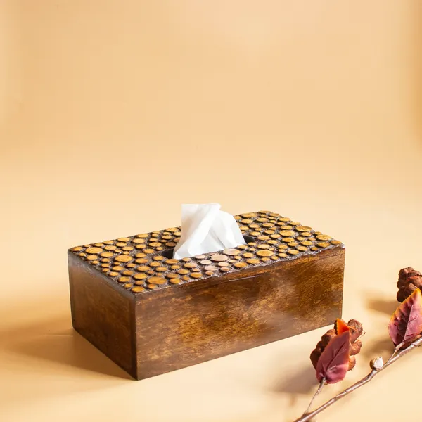 Dotted_Wooden_Tissue_Box_(21cmx12cmx7cm)