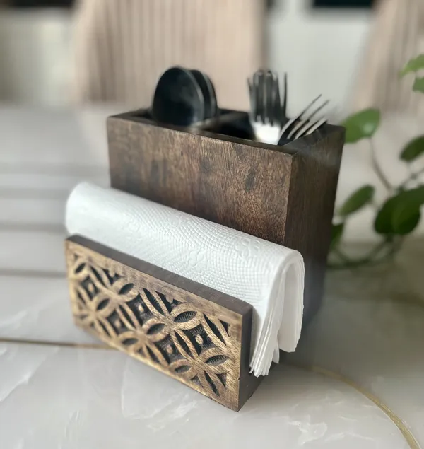 Wooden_Cutlery_&_Tissue_Caddy