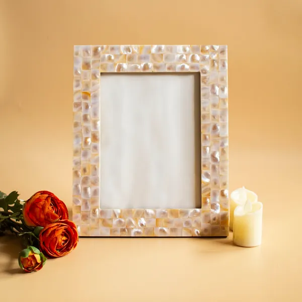 Mother_of_Pearl_Photo_Frame_(Large)