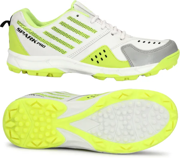 PRO_KVH_Men's_Durable_and_Lightweight_Advanced_Cricket_Shoe_with_Enhanced_Traction_and_Grip