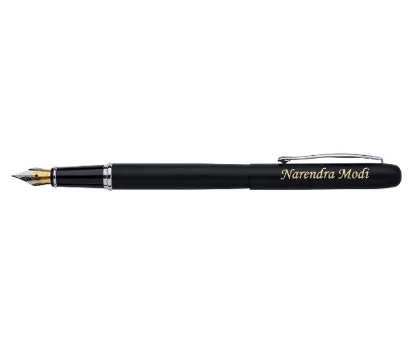 Black_Stylish_Regular_Use_Metal_Personalized_Gift_Fine_Fountain_Pen_with_Name_Engraved